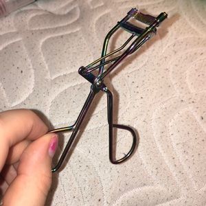 Chrome eye curler